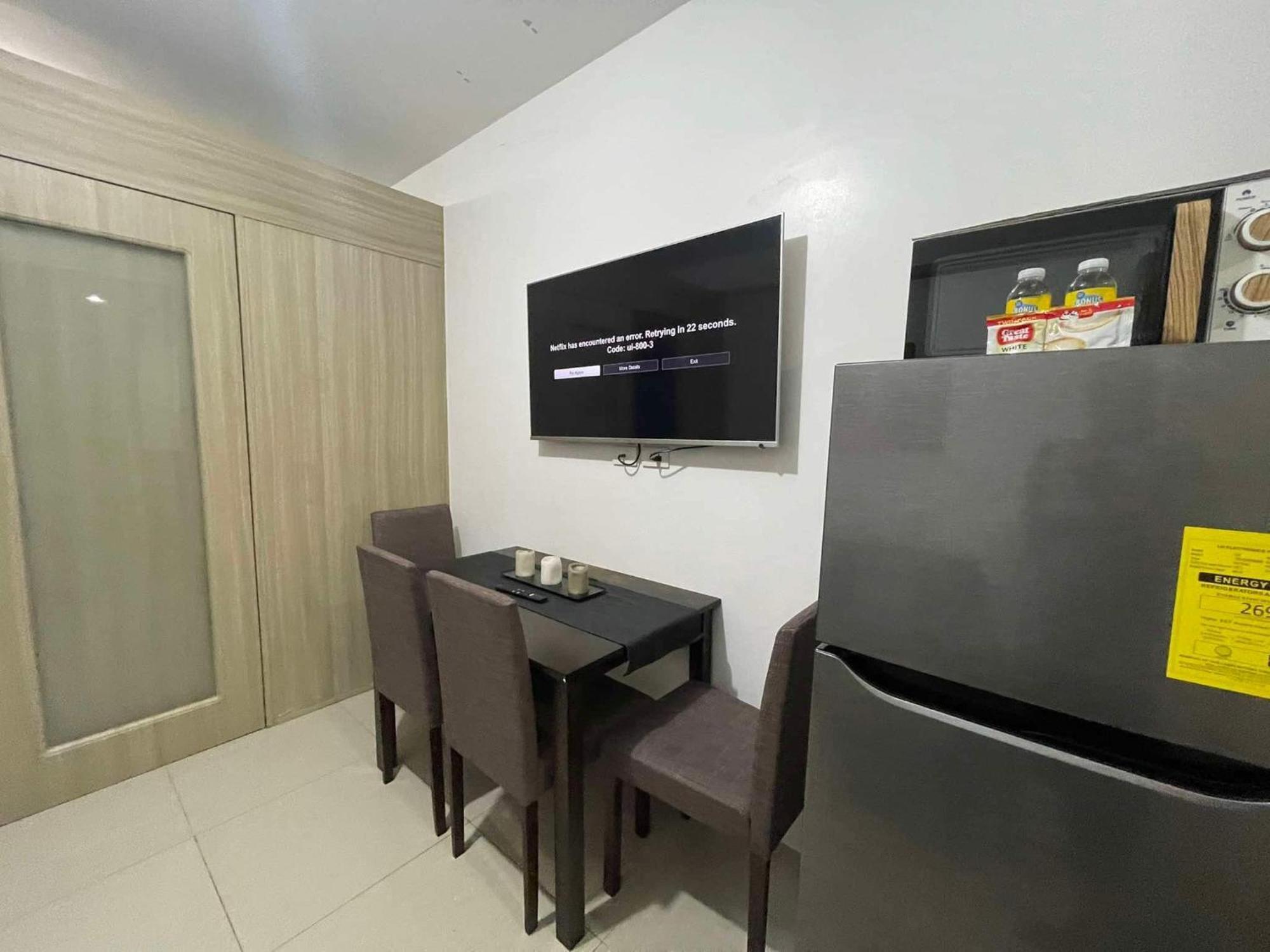 Shore 1 & 3 Residences Moa 1Br With Balcony By Darpm Manila Exteriör bild