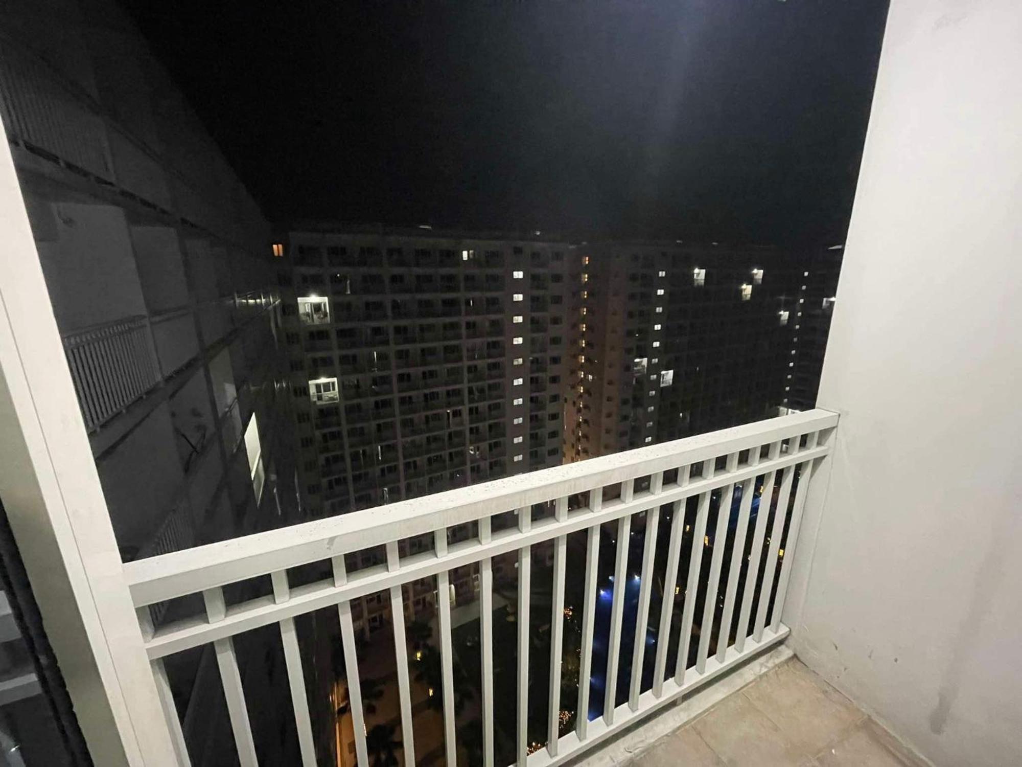 Shore 1 & 3 Residences Moa 1Br With Balcony By Darpm Manila Exteriör bild