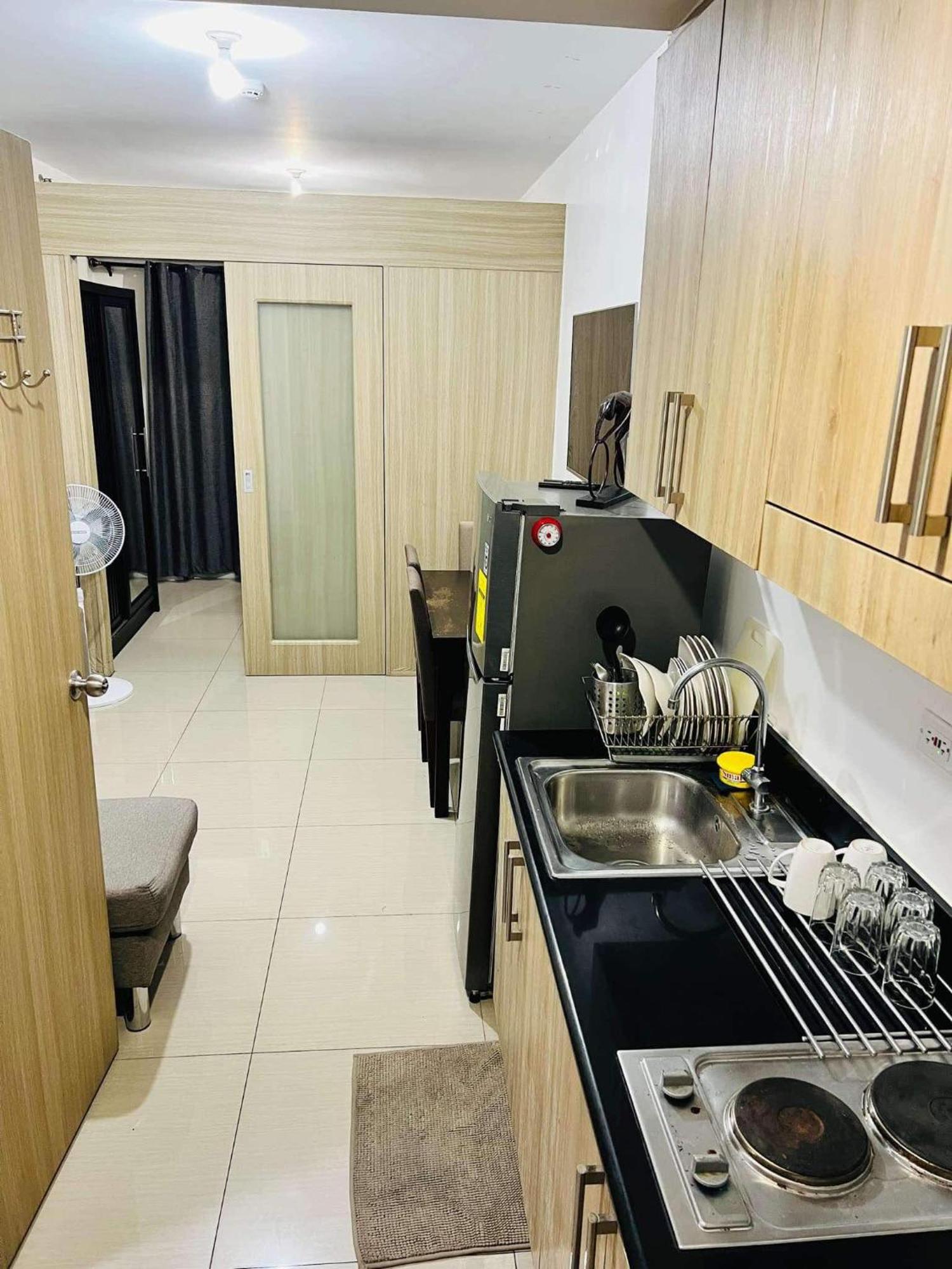 Shore 1 & 3 Residences Moa 1Br With Balcony By Darpm Manila Exteriör bild
