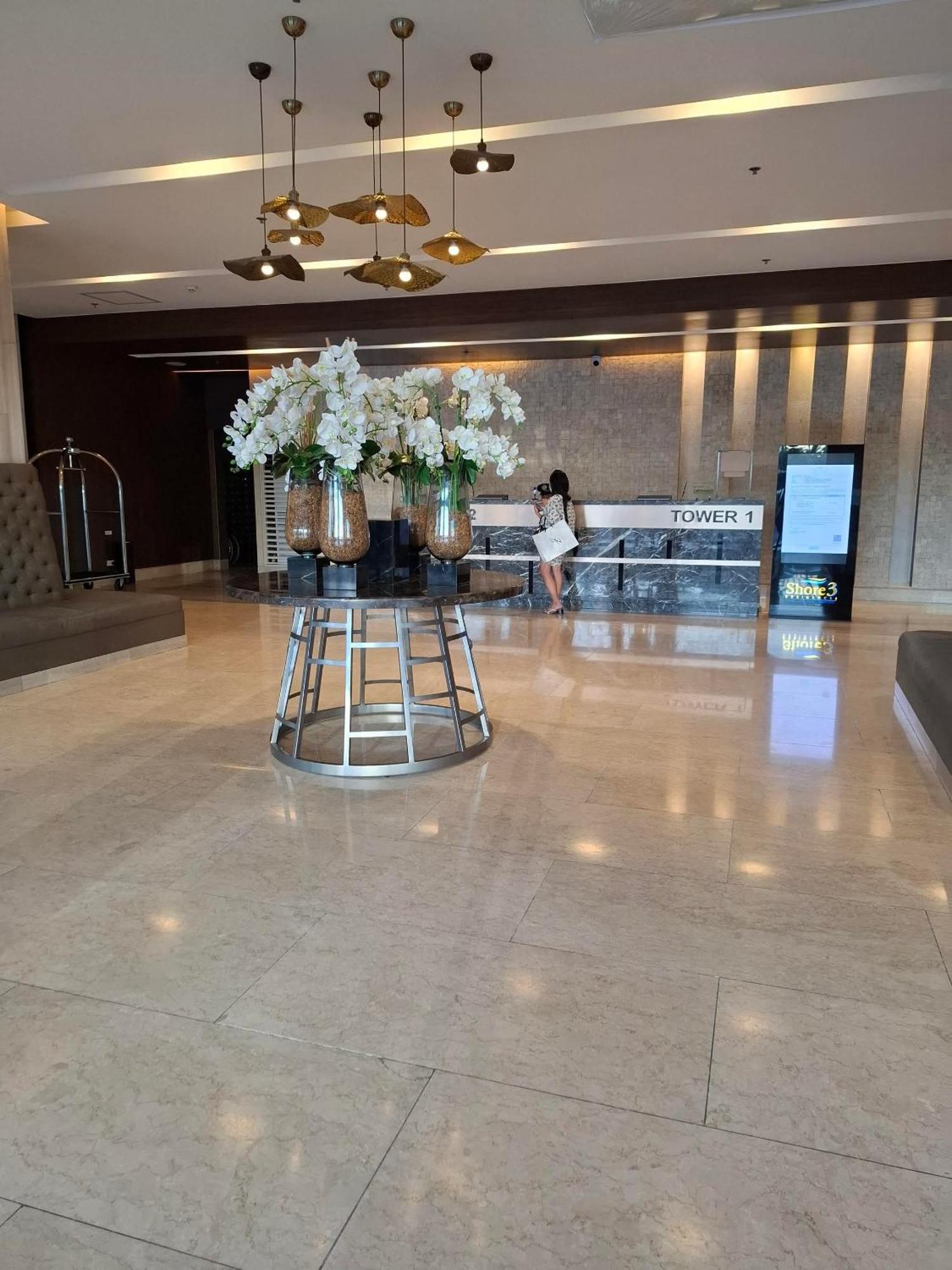 Shore 1 & 3 Residences Moa 1Br With Balcony By Darpm Manila Exteriör bild