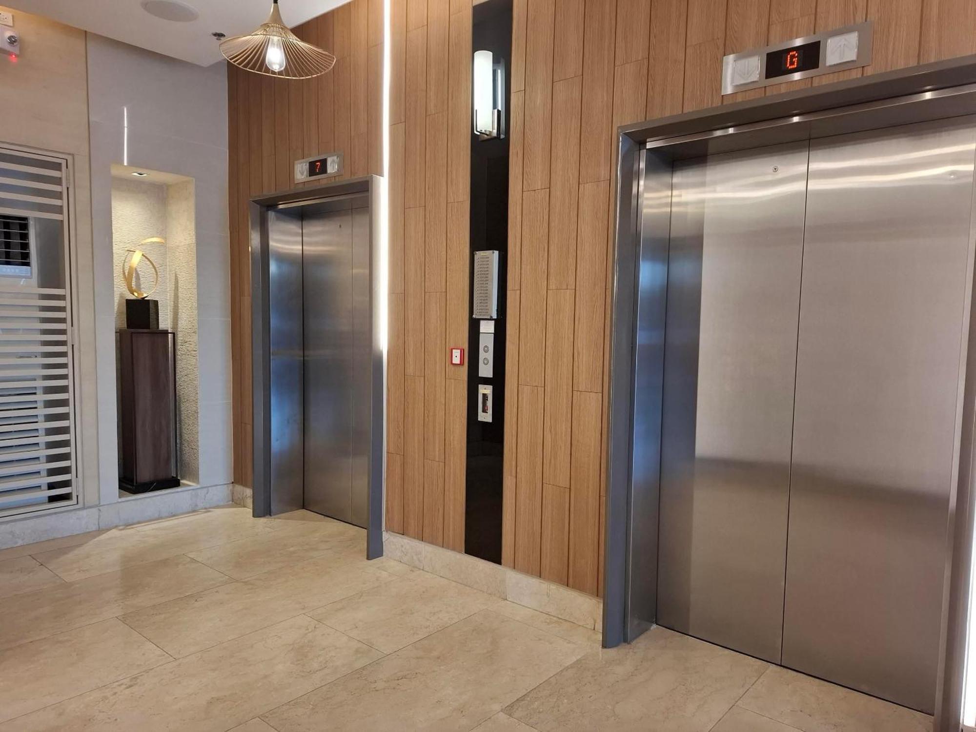 Shore 1 & 3 Residences Moa 1Br With Balcony By Darpm Manila Exteriör bild